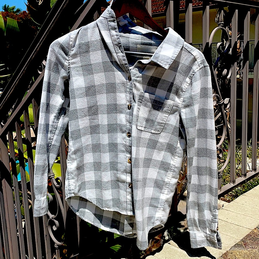 Aeropostale woman’s plaid flannel